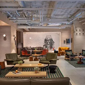 Отель Moxy Nyc Times Square