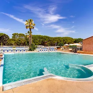 parc-st-james-oasis-village.fr-provencehotel.com/